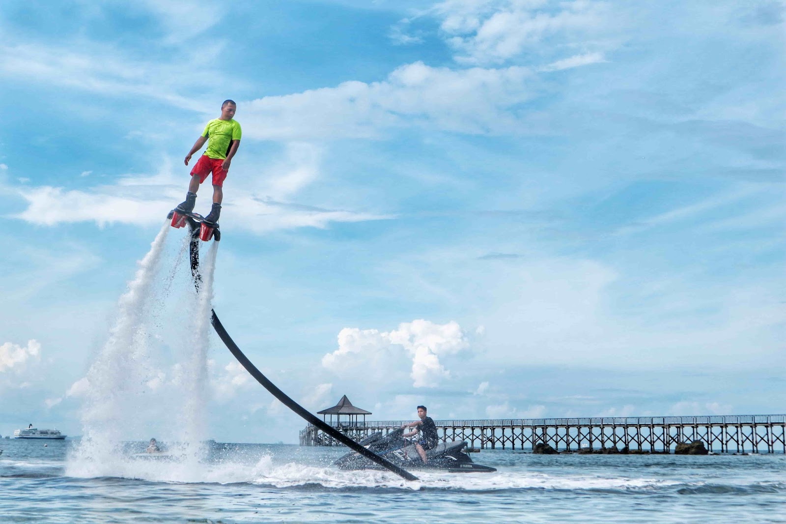 Memacu Adrenalin Dalam Bermain Hoverboard di Batam